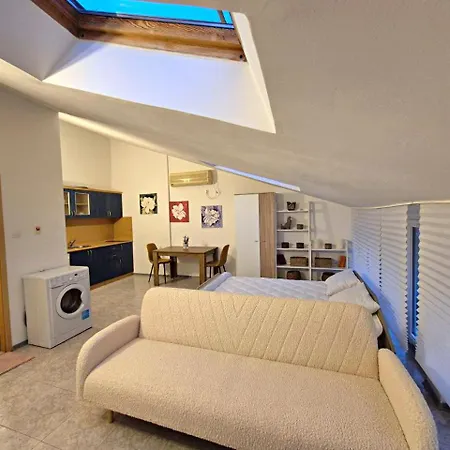 Hl Sunny View Apartment *
